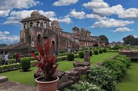 Mandu-Full-Day-Tour-From-Indore